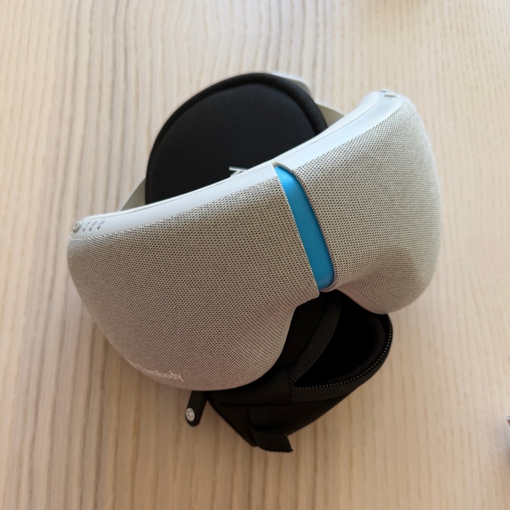 Therabody SmartGoggles - Smart Eye Massager for Sleep & Anxiety - Like New
